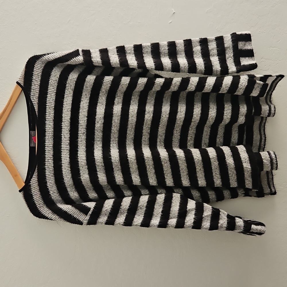 Vince Camuto Black and Gray Striped Sweater EUC